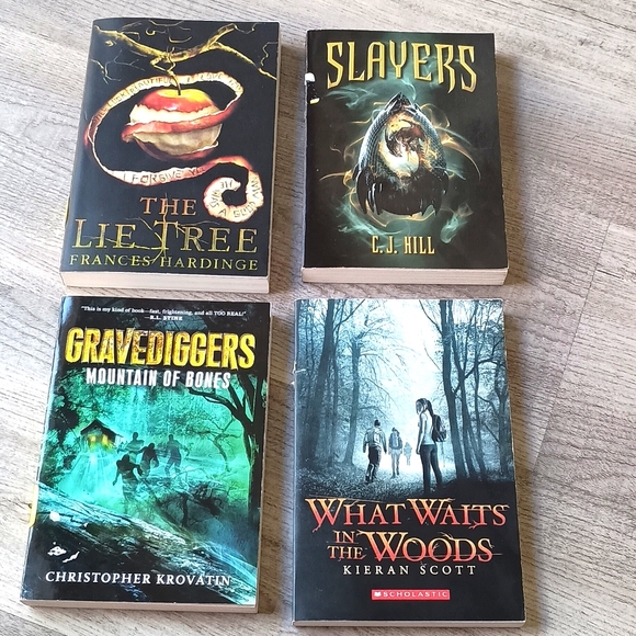 The LIE tree, grave digger, what waits in the woods, slayers book bundle - Picture 1 of 5